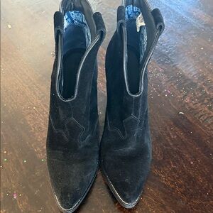 dingo Black Suede Pointed Ankle Booties